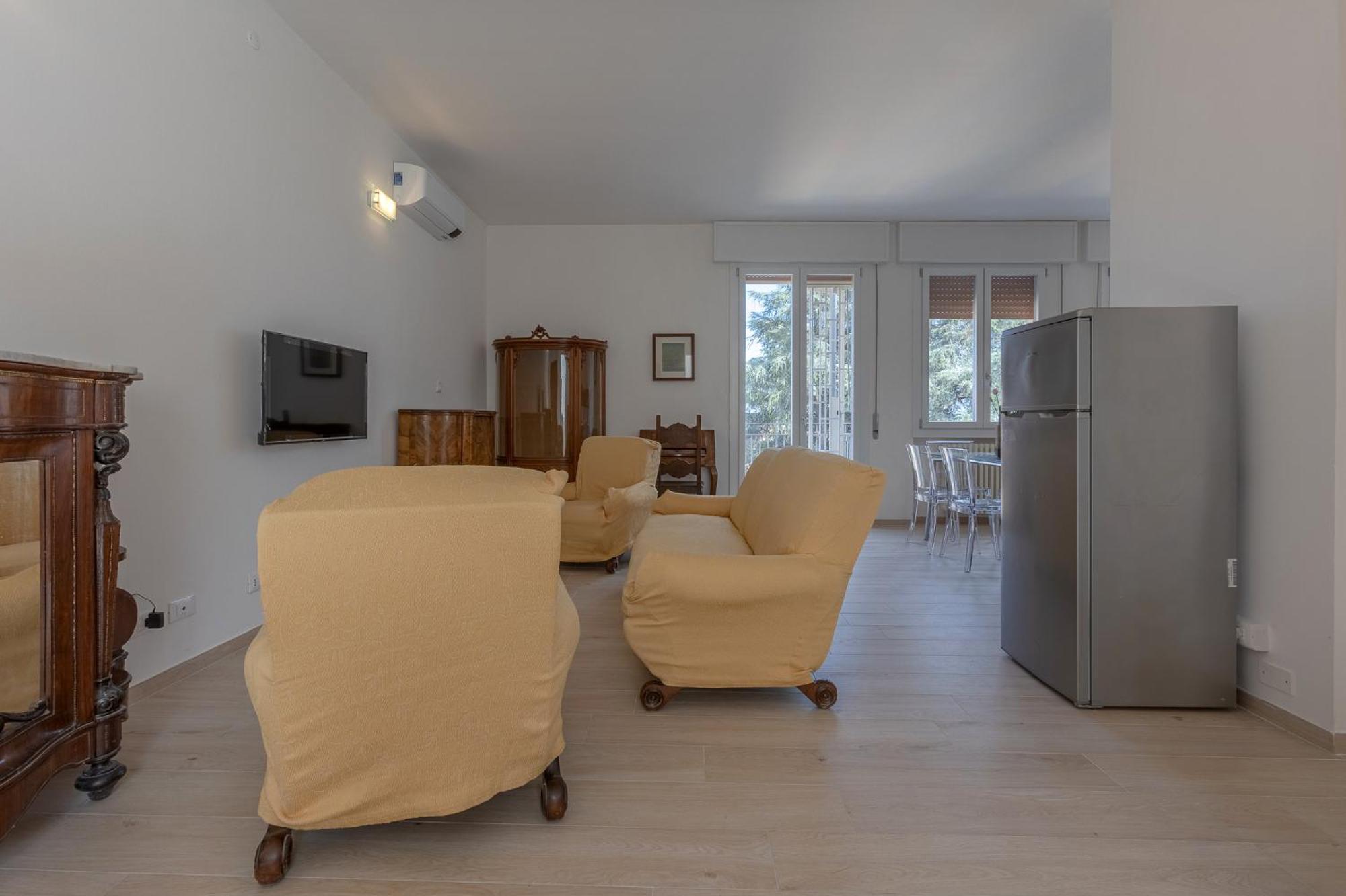 Spacious X5 With Two Balconies! Apartment Bologna